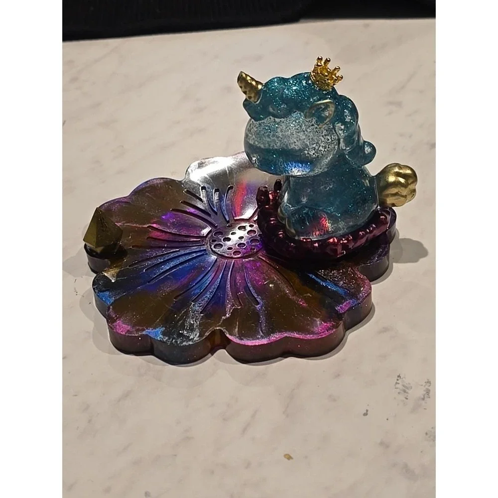 Handmade Resin Cell Phone Holder  Teal Pink Blue Unicorn‎ 739